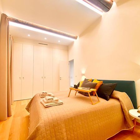 Amazing San Lorenzo 19, Rolli Palace Unesco - Stunning View Overlooking The Cathedral - Free Private Parking- Genua Buitenkant foto