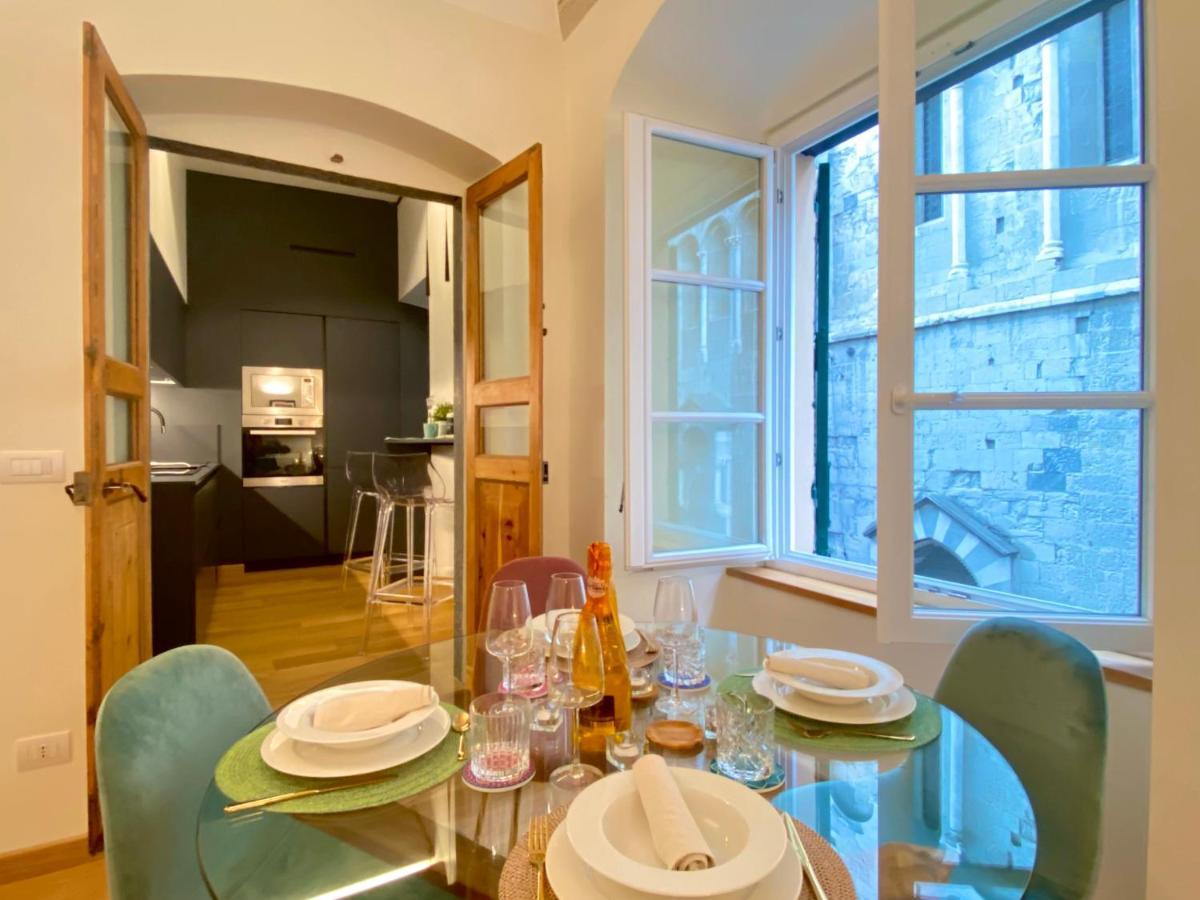 Amazing San Lorenzo 19, Rolli Palace Unesco - Stunning View Overlooking The Cathedral - Free Private Parking- Genua Buitenkant foto