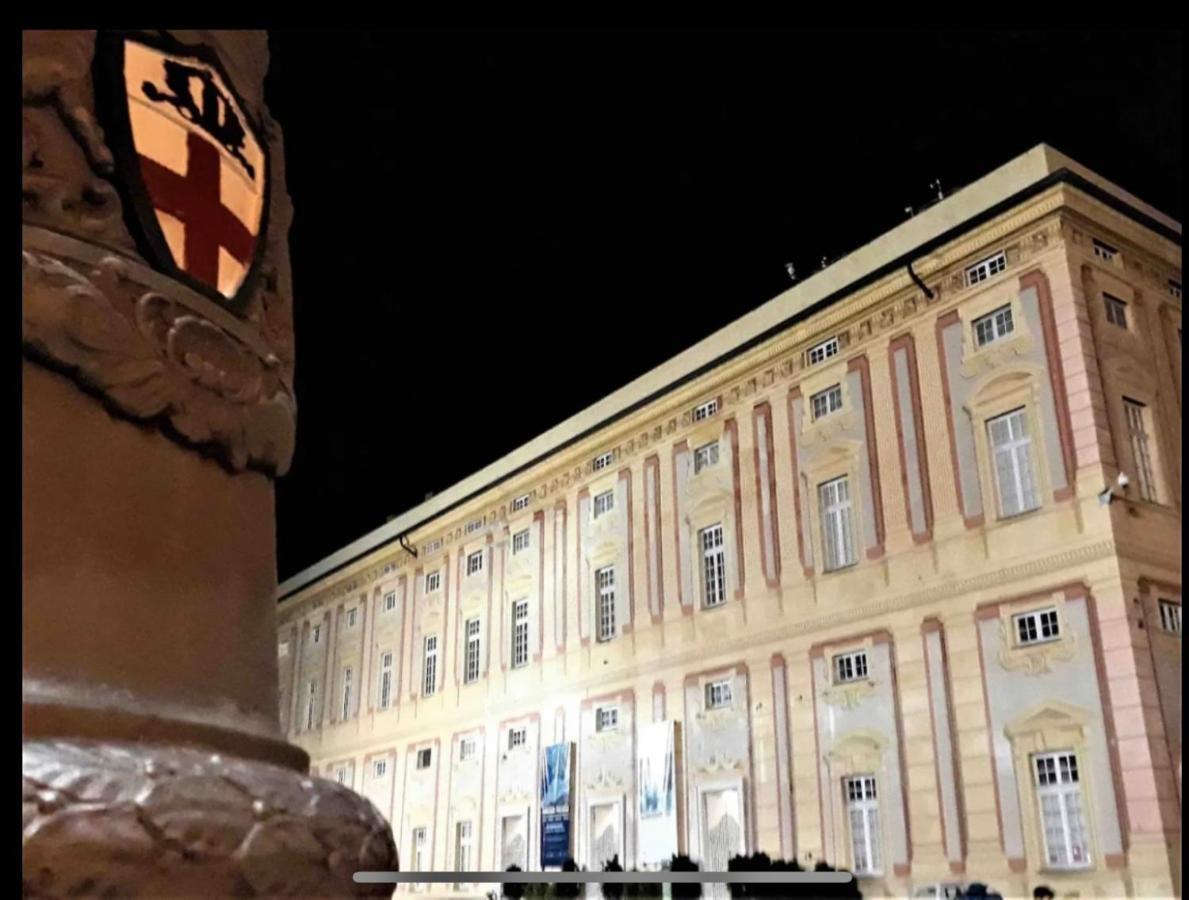 Amazing San Lorenzo 19, Rolli Palace Unesco - Stunning View Overlooking The Cathedral - Free Private Parking- Genua Buitenkant foto